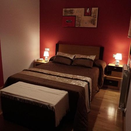Piso Alerin Apartment Silleda Bagian luar foto